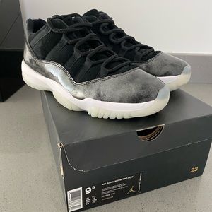 Air Jordan 11 Retro Low 'Barons' size 9.5